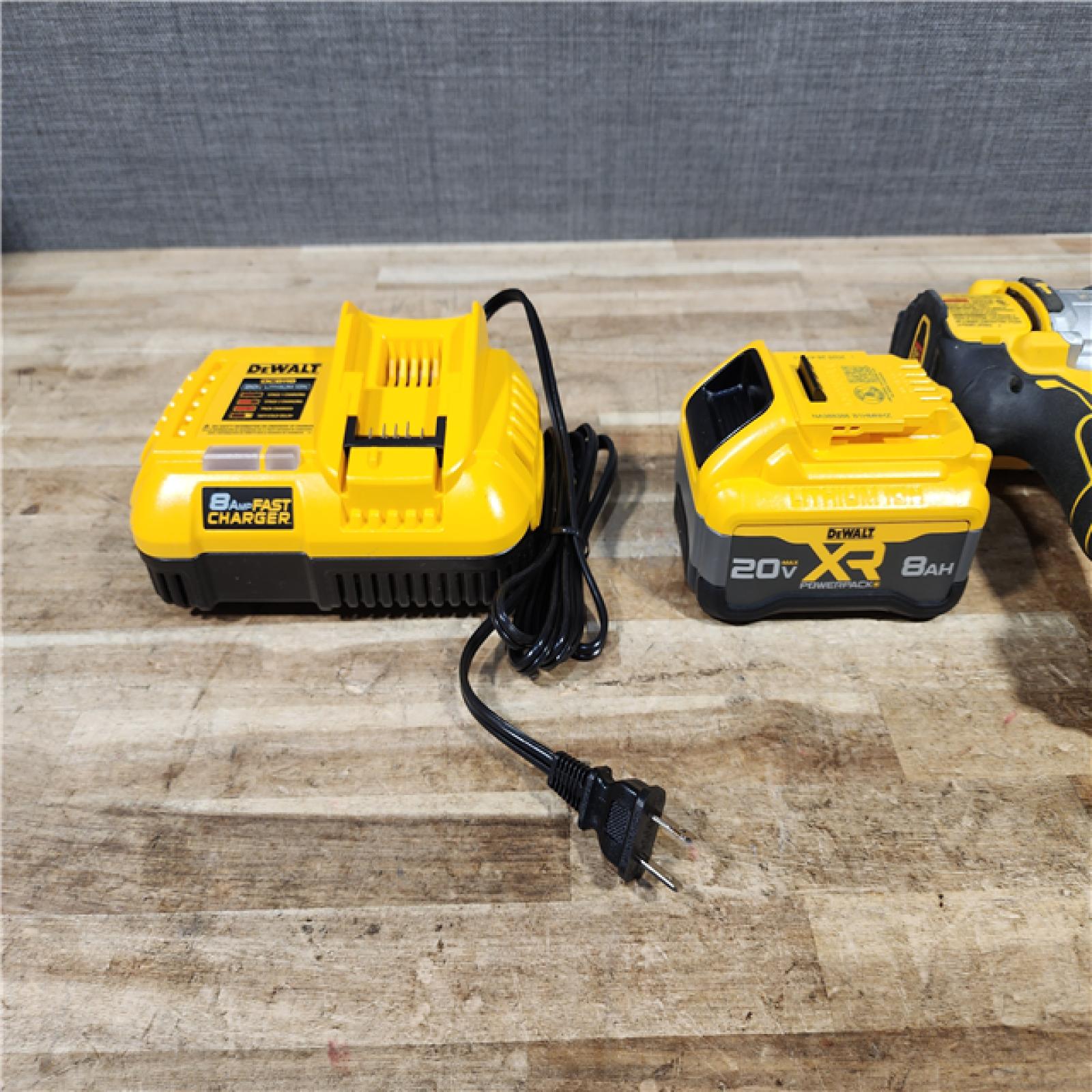 HOUSTON LOCATION - AS - IS DEWALT 20V XR Lithium-Ion Cordless Hammer Drill Kit
