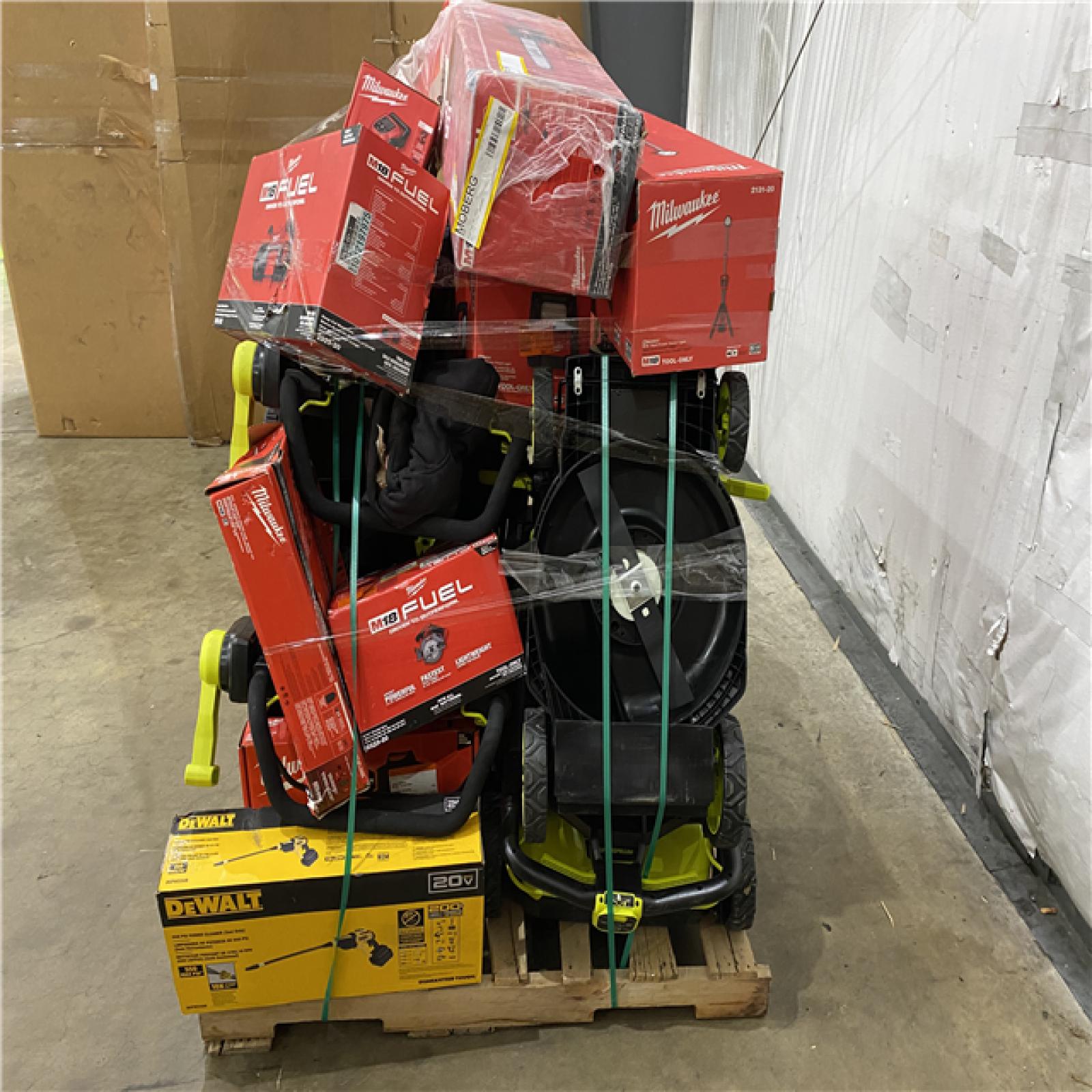 Houston Location AS IS - Tool Pallet