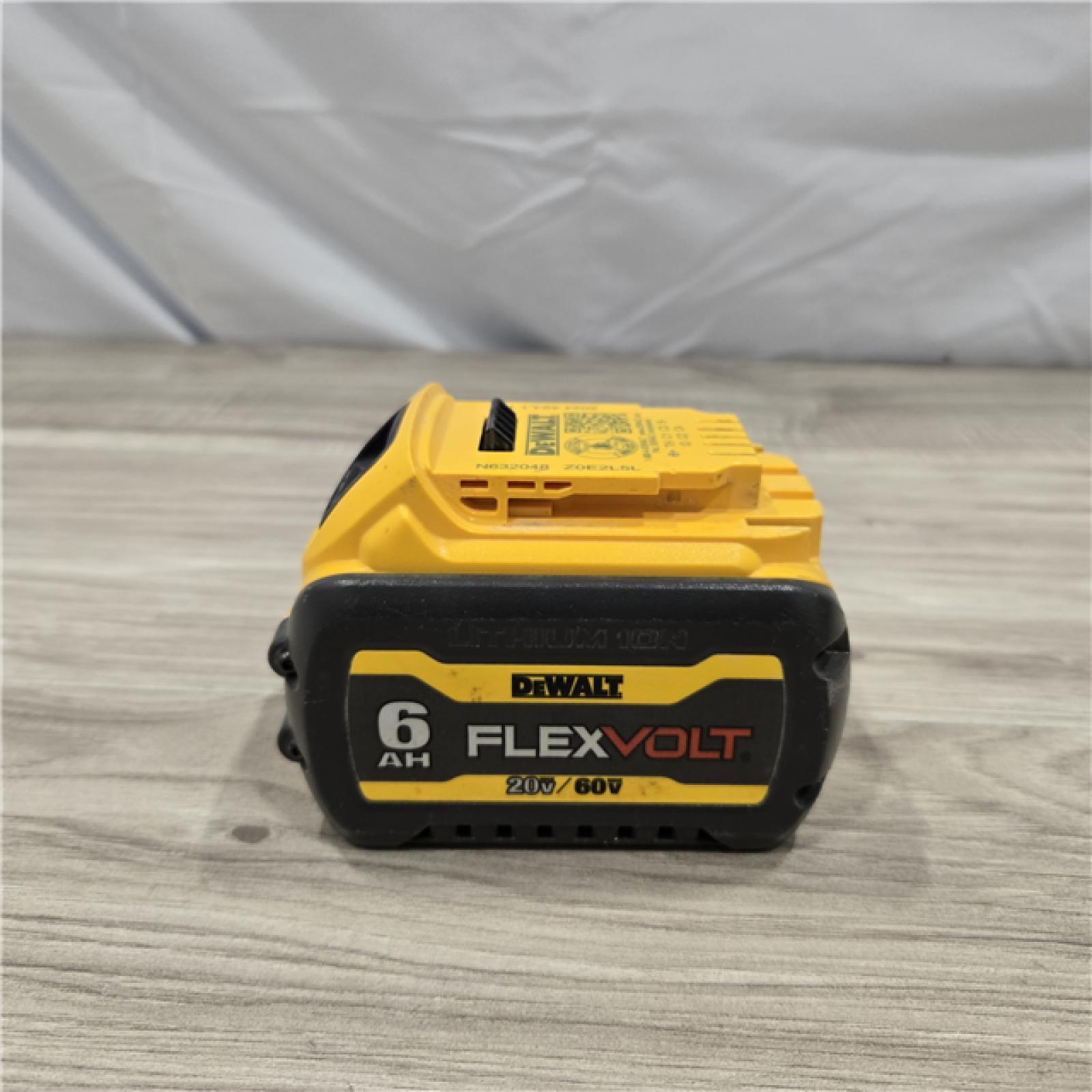 AS-IS DEWALT FLEXVOLT 20V/60V MAX 6.0Ah Battery Pack with 6 Amp Output Charger