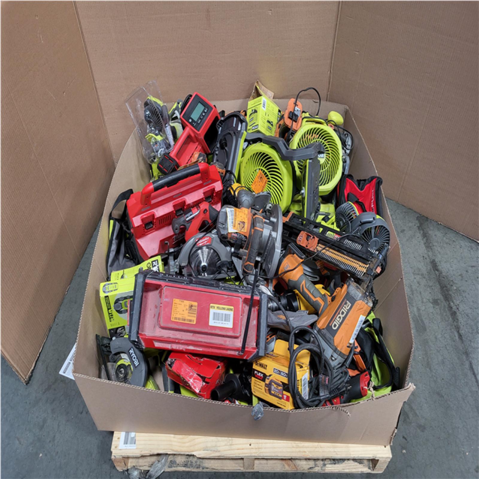 CALIFORNIA AS-IS TOOL PALLET