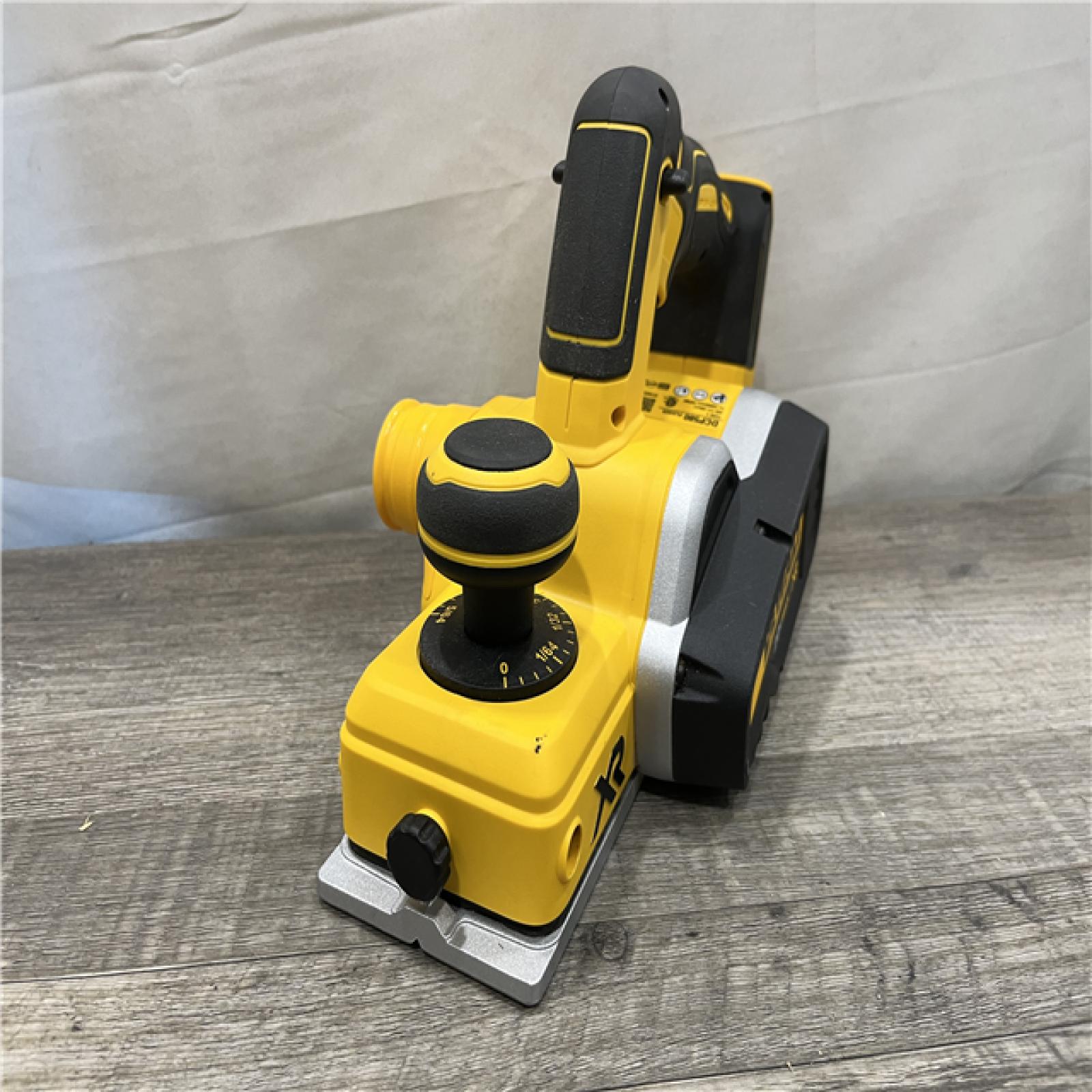 AS-IS DEWALT 20V MAX XR Cordless Brushless 3-1/4 in. Planer (Tool Only)