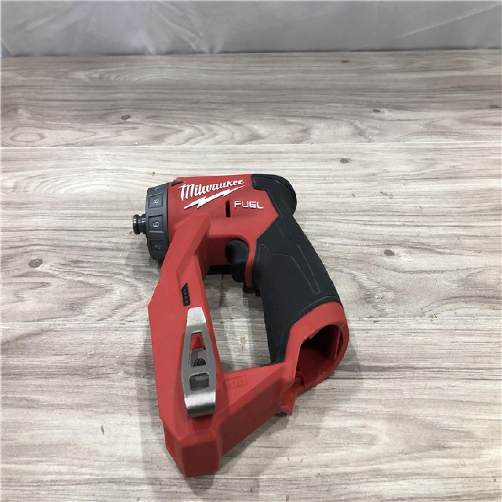 AS-IS Milwaukee 2505-22 M12 FUEL Lithium-Ion 3/8 in. Cordless Installation Drill Driver Kit