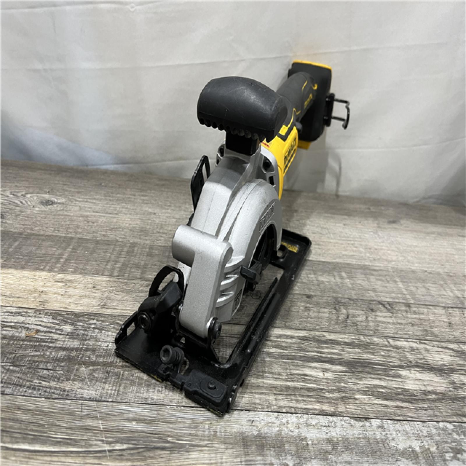 AS-IS DEWALT ATOMIC 20V MAX Cordless Brushless 4-1/2 in. Circular Saw (Tool Only)