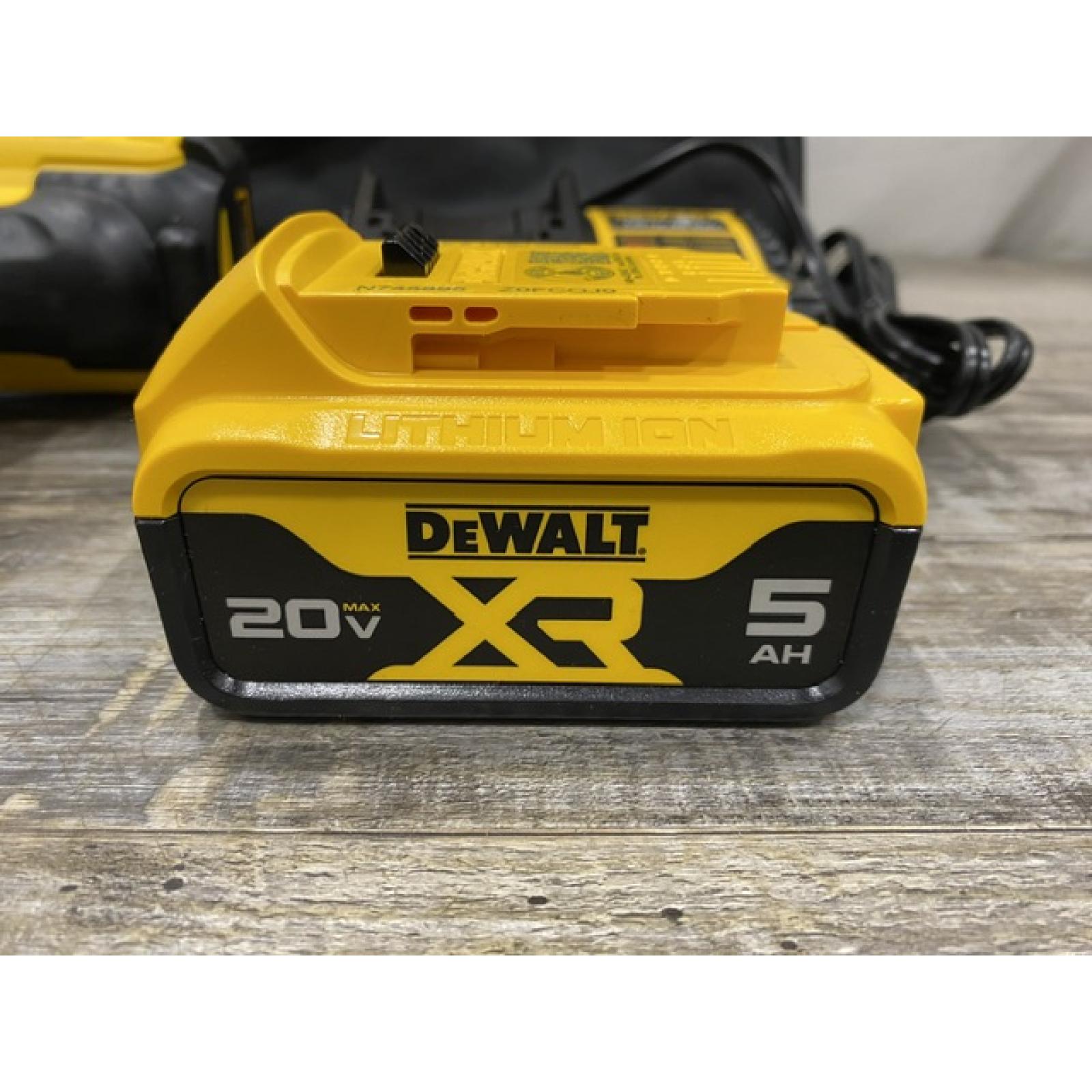 AS-IS DEWALT 20V MAX Lithium-Ion Cordless 1/2 in. Impact Wrench Kit