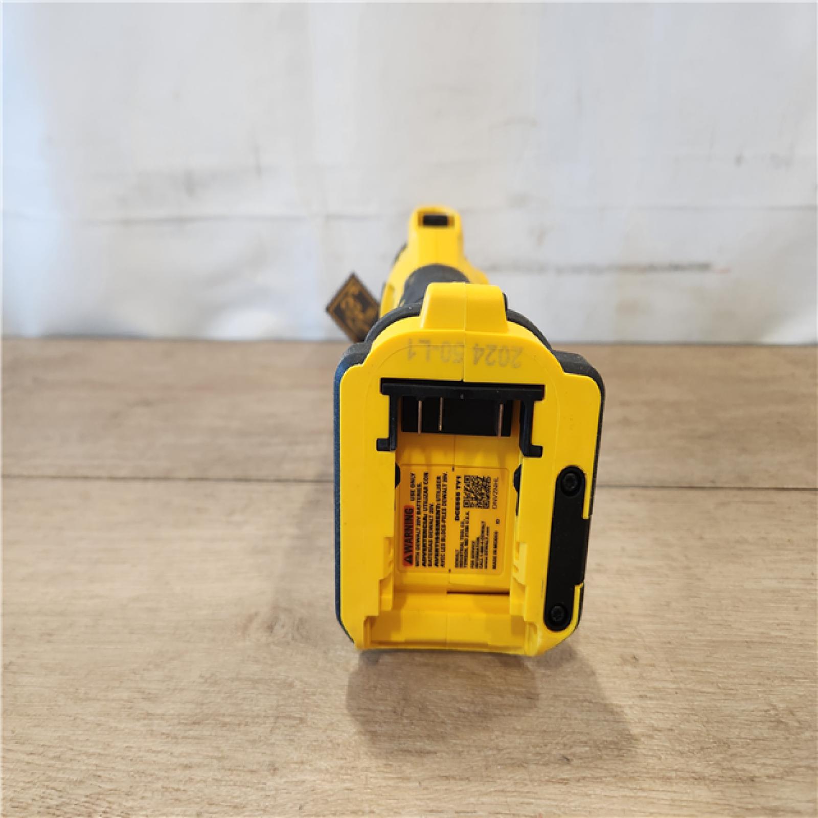 AS-IS- DEWALT 20V MAX Cordless Cut Out Tool