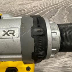 AS-IS DEWALT 20V XR Lithium-Ion Cordless Hammer Drill Kit