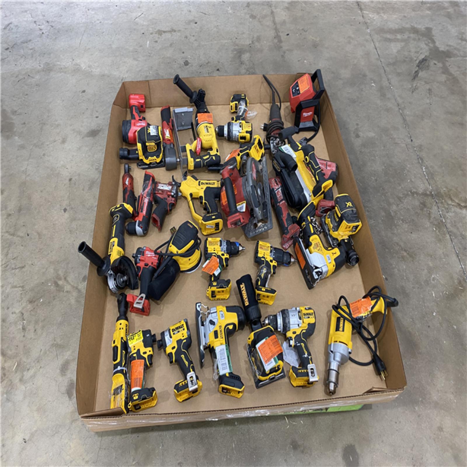 Houston Location AS IS - Tool Pallet