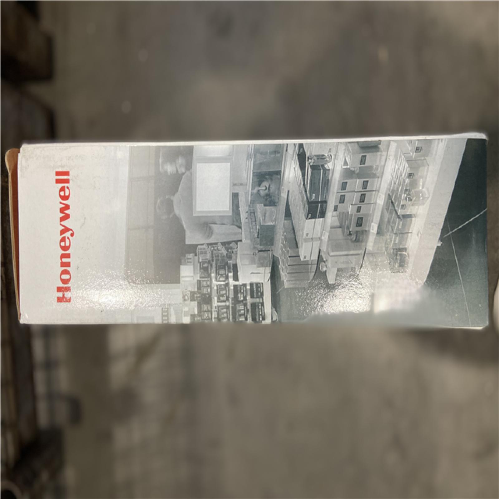 NEW! - Honeywell HN30080202 Embedded Network Video Recorder
