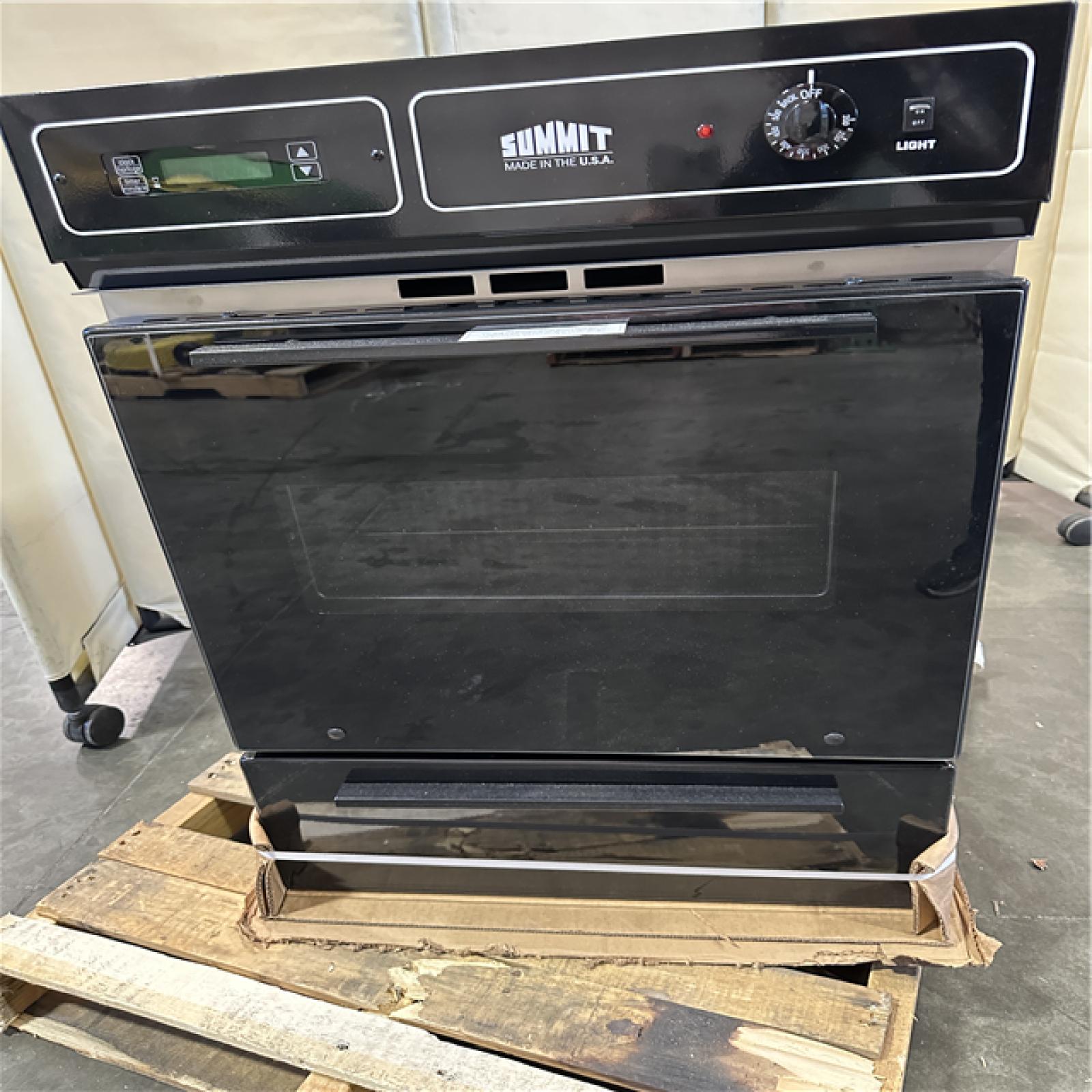 California ASIS SUMMIT Wall Oven in Black Model TTM7212DK