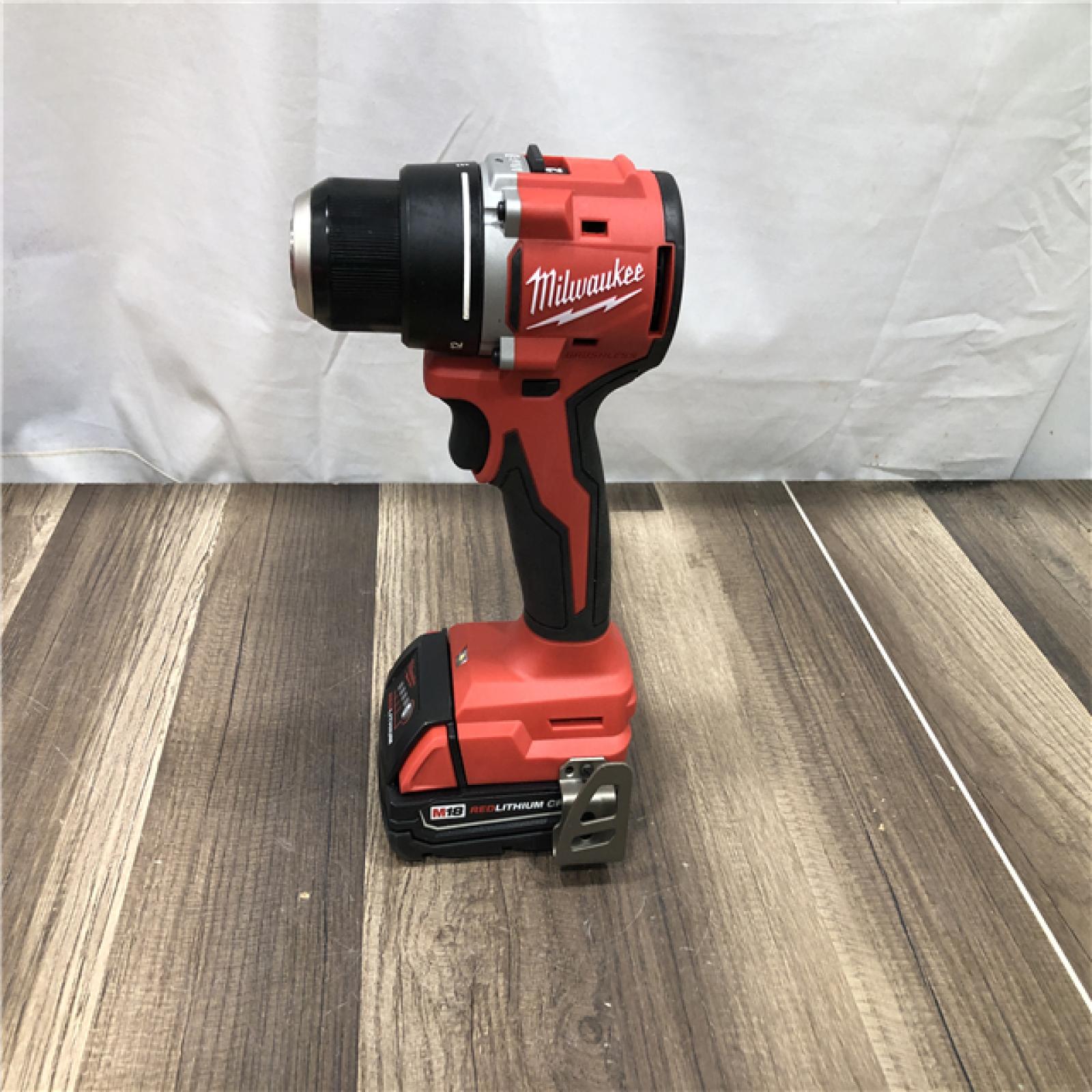 AS-IS Milwaukee 18V Lithium-Ion Brushless Cordless 1/2 in. Compact Drill/Driver Kit