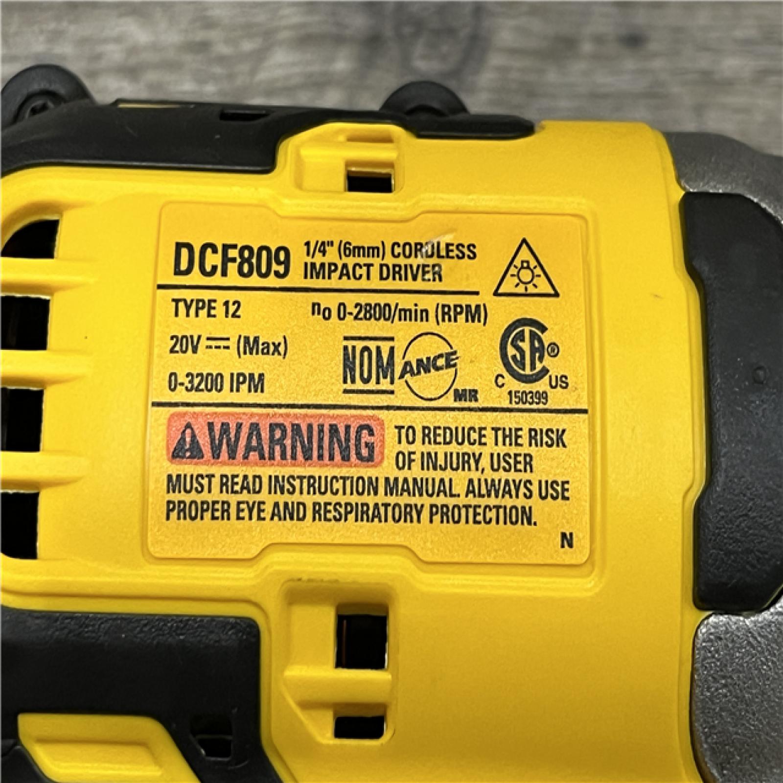 AS-IS DEWALT Atomic 20V Max Lithium-Ion Brushless Cordless Compact 1/4 in. Impact Driver Kit