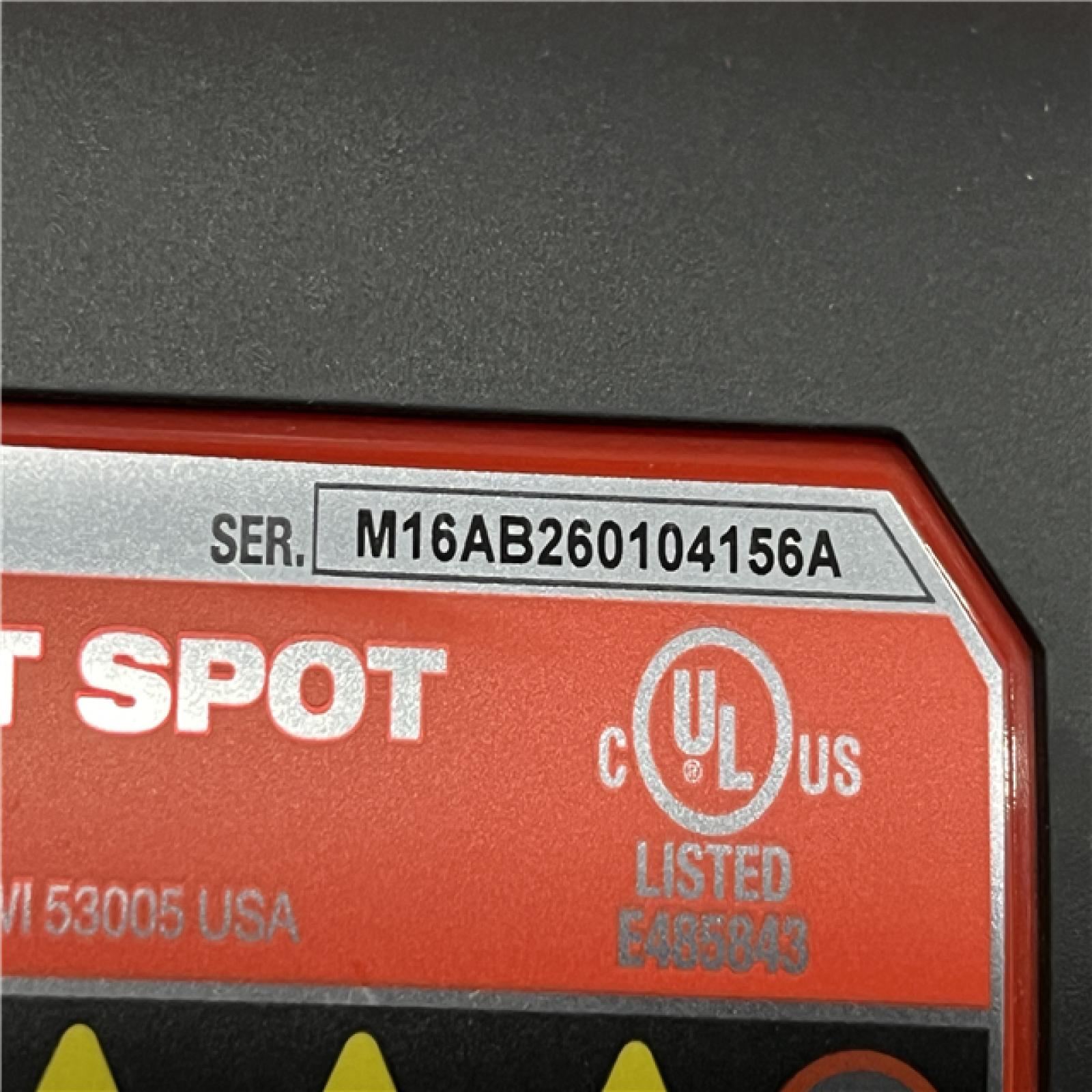AS-IS Milwaukee 12V Lithium-Ion Cordless Compact Spot Blower (Tool-Only)