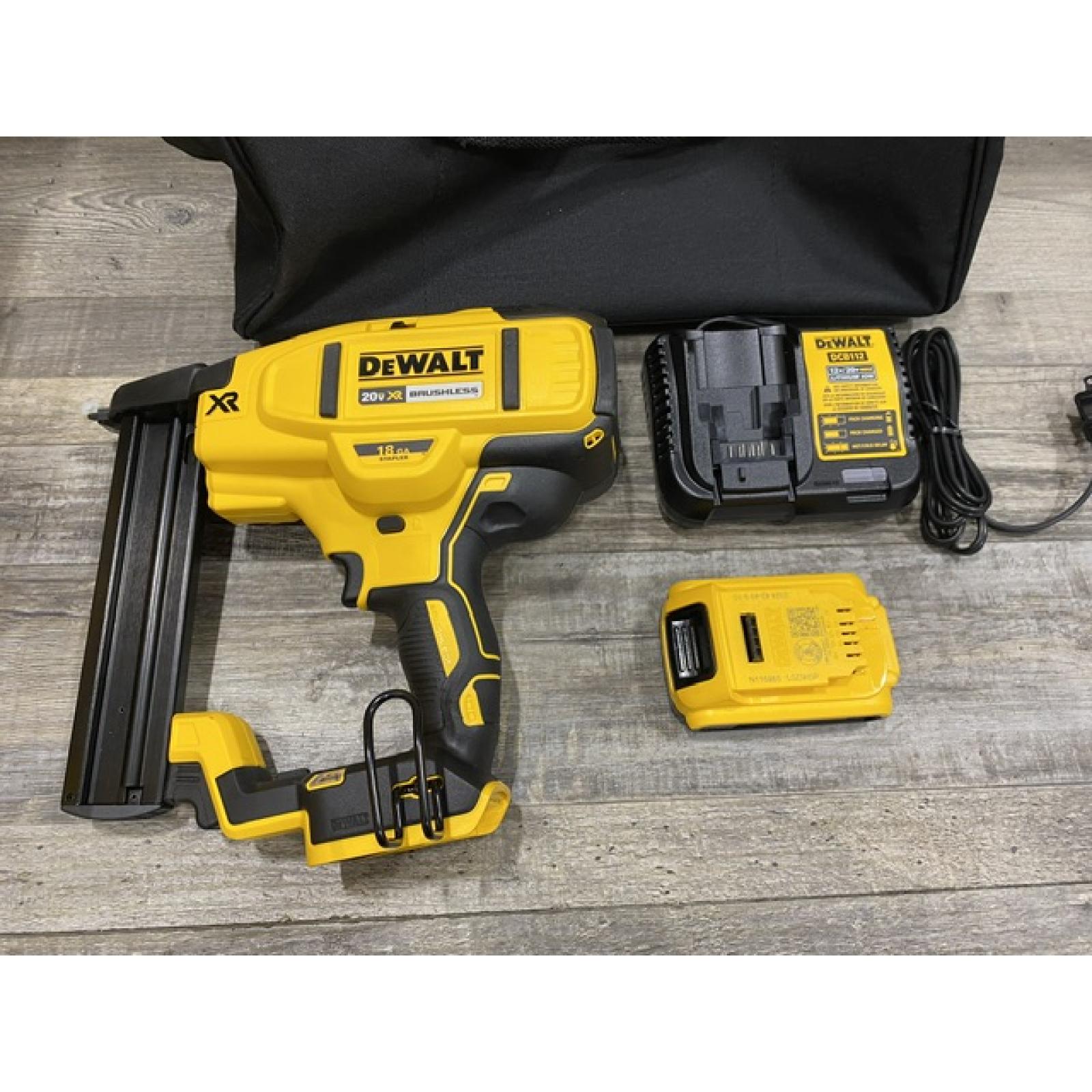 AS-IS DEWALT 20V MAX XR Lithium-Ion Cordless 18-Gauge Narrow Crown Stapler Kit