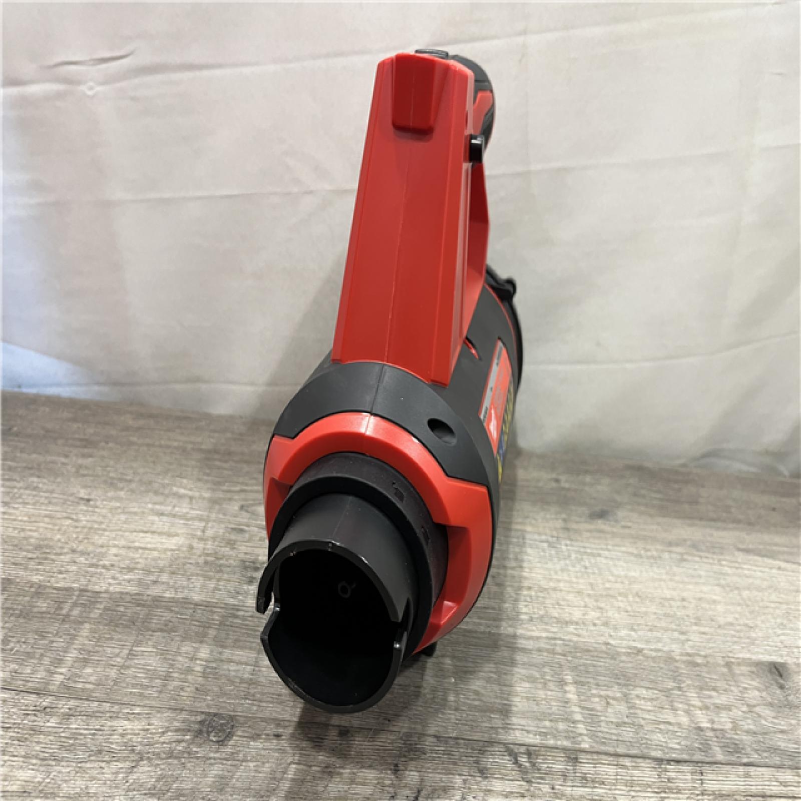 AS-IS Milwaukee 12V Lithium-Ion Cordless Compact Spot Blower (Tool-Only)