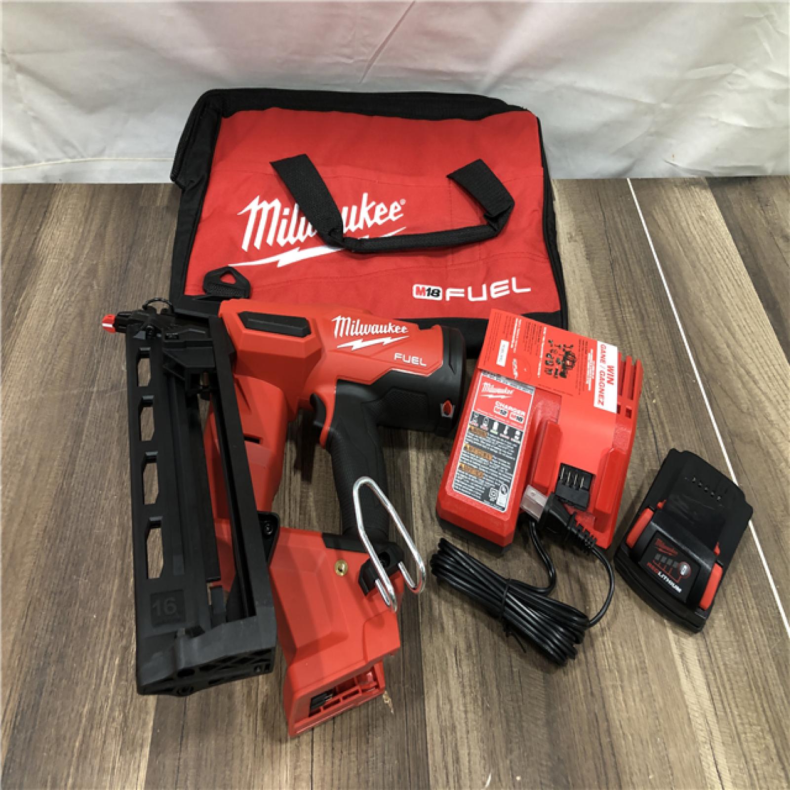 AS-IS Milwaukee FUEL 18-Volt Lithium-Ion Brushless Cordless Gen II 16-Gauge Angled Finish Nailer Kit