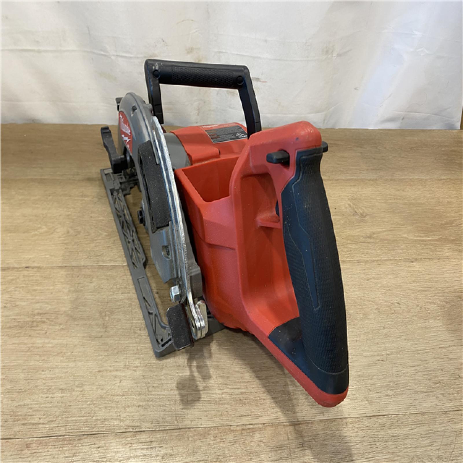AS-IS Milwaukee FUEL 18V Lithium-Ion Cordless 7-1/4 in. Rear Handle Circular Saw (Tool-Only)