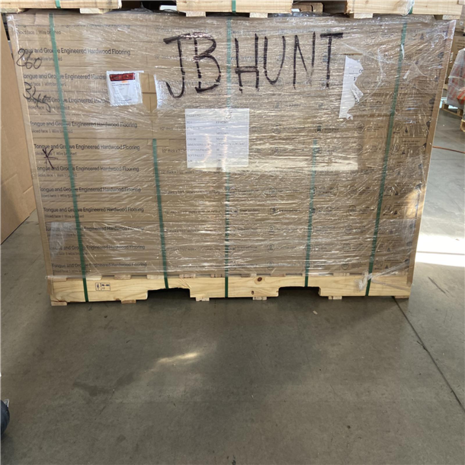 DALLAS LOCATION - Malibu Wide Plank Marshalls French Oak 1/2 in. T x 7.5 in. W Tongue & Groove Wire Brushed Engineered Hardwood Flooring (23.3 sq. ft./case)