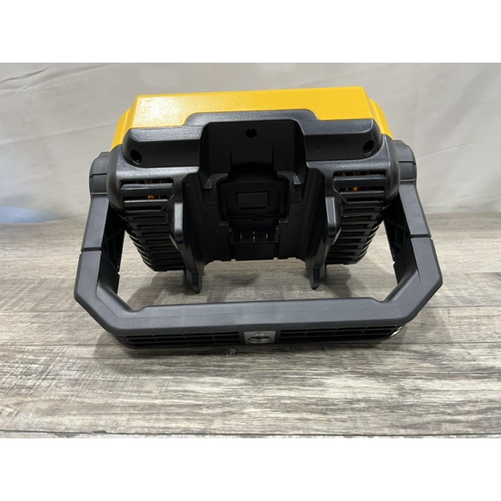 AS-IS DEWALT 20V MAX Compact Cordless Task Lightt (Tool Only)