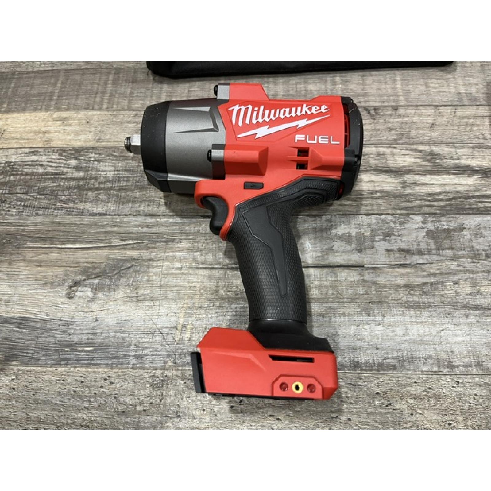 AS-IS Milwaukee FUEL 18V Lithium-Ion Brushless Cordless 1/2 in. Impact Wrench w/Friction Ring Kit