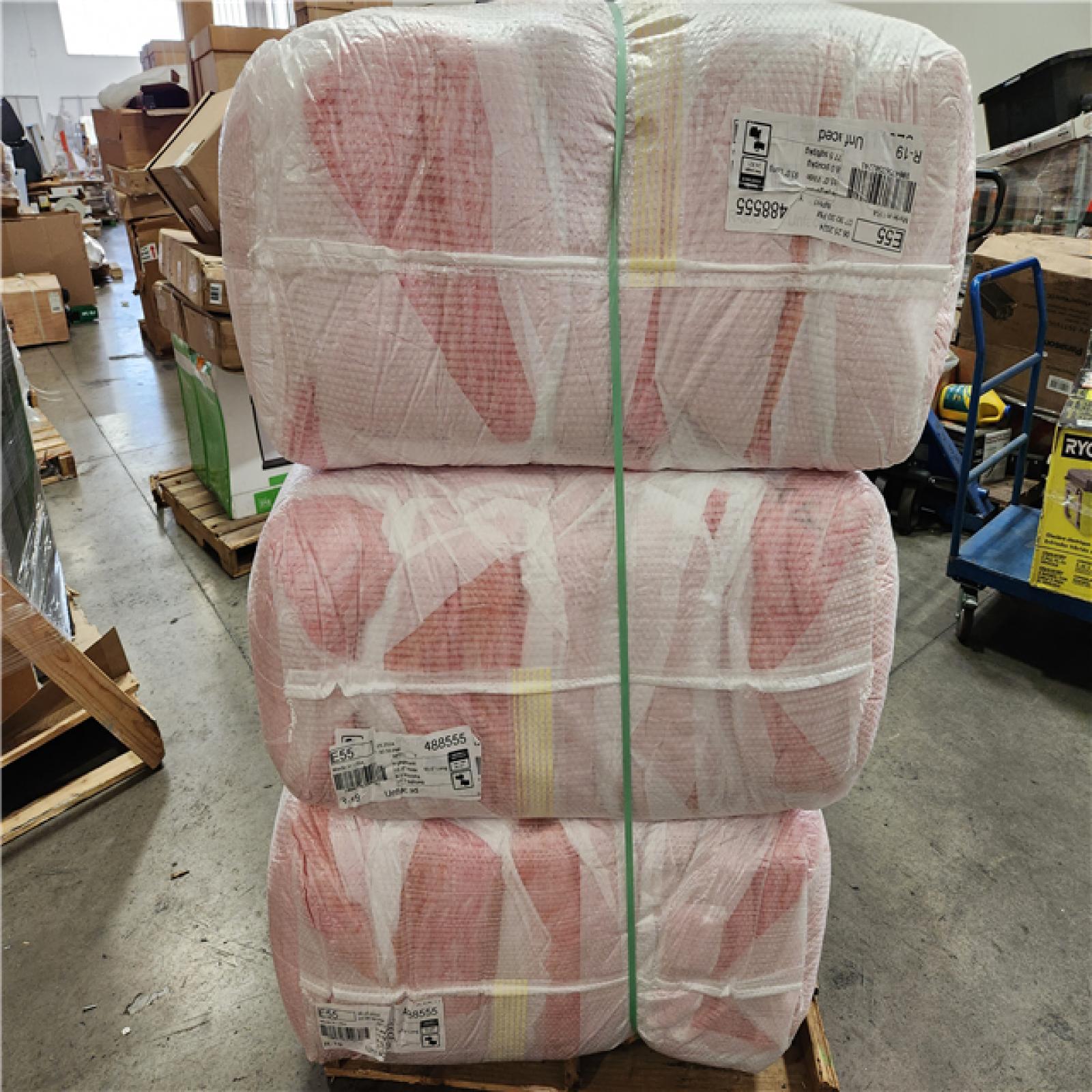 Phoenix Location Owens Corning R-19 Unfaced Fiberglass Insulation Batt 15 in. x 93 in. (15 Bags 1162 Sq. Ft. )