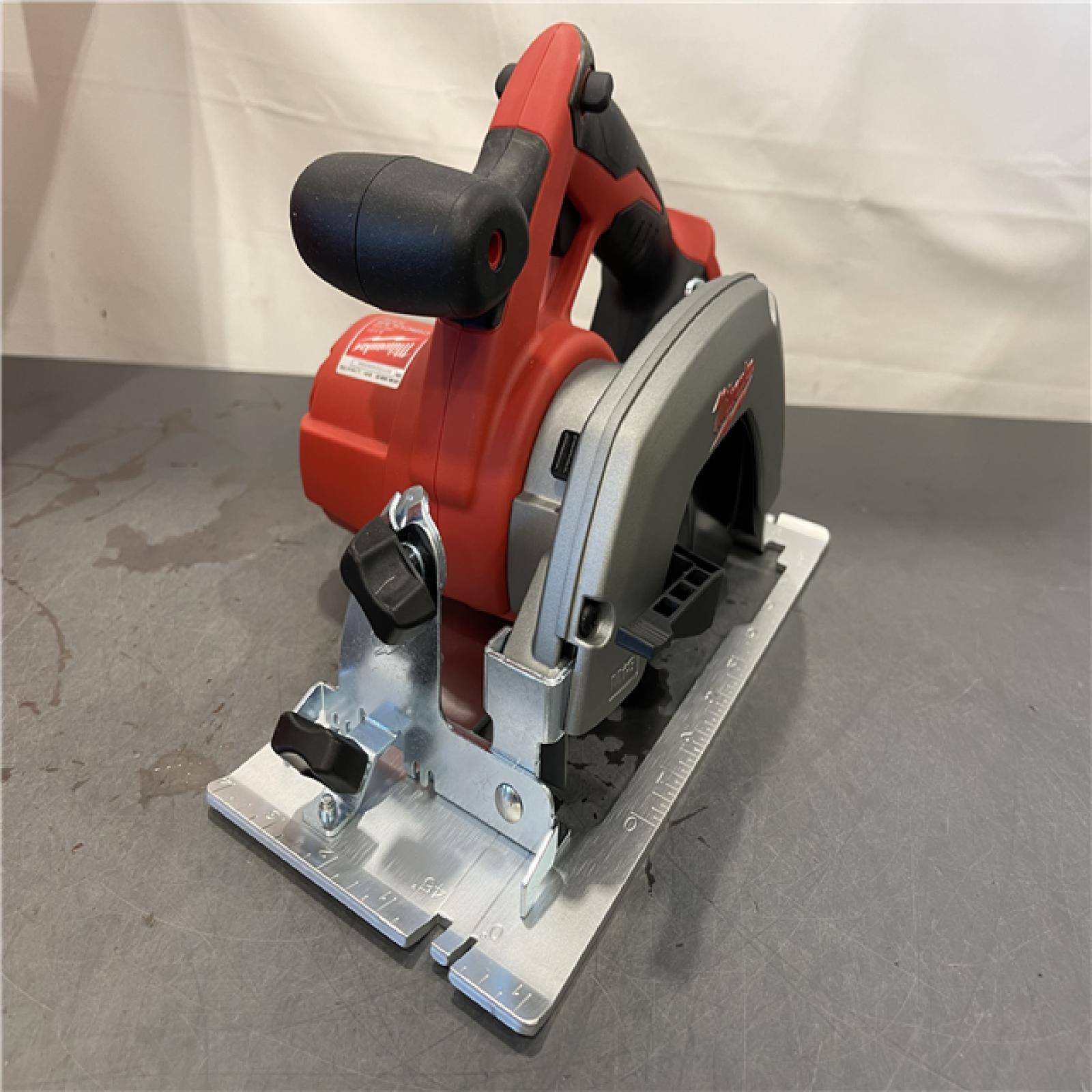 AS-IS - Milwaukee M18 18V Lithium-Ion Cordless 6-1/2 in. Circular Saw