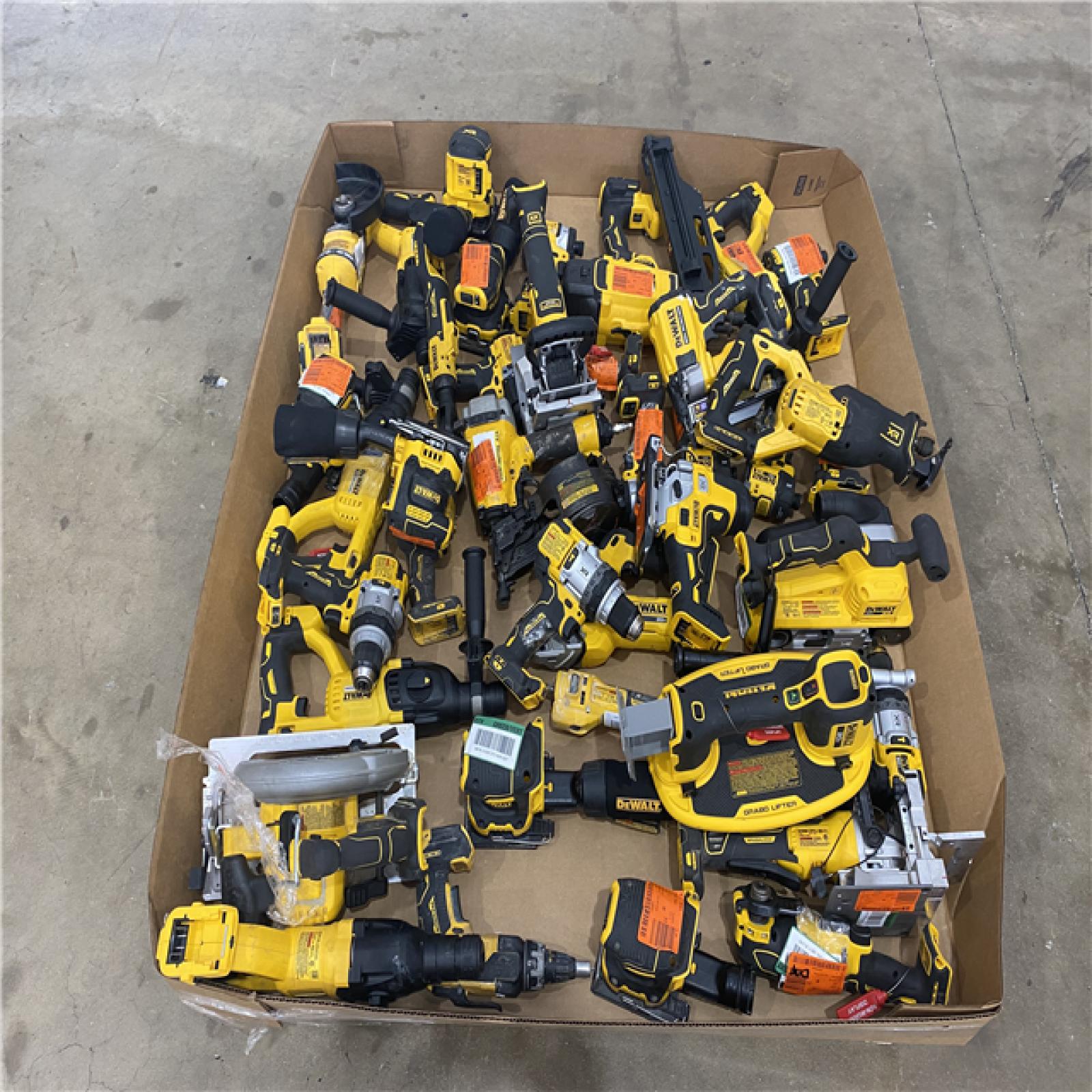 Houston Location AS IS - Tool Pallet