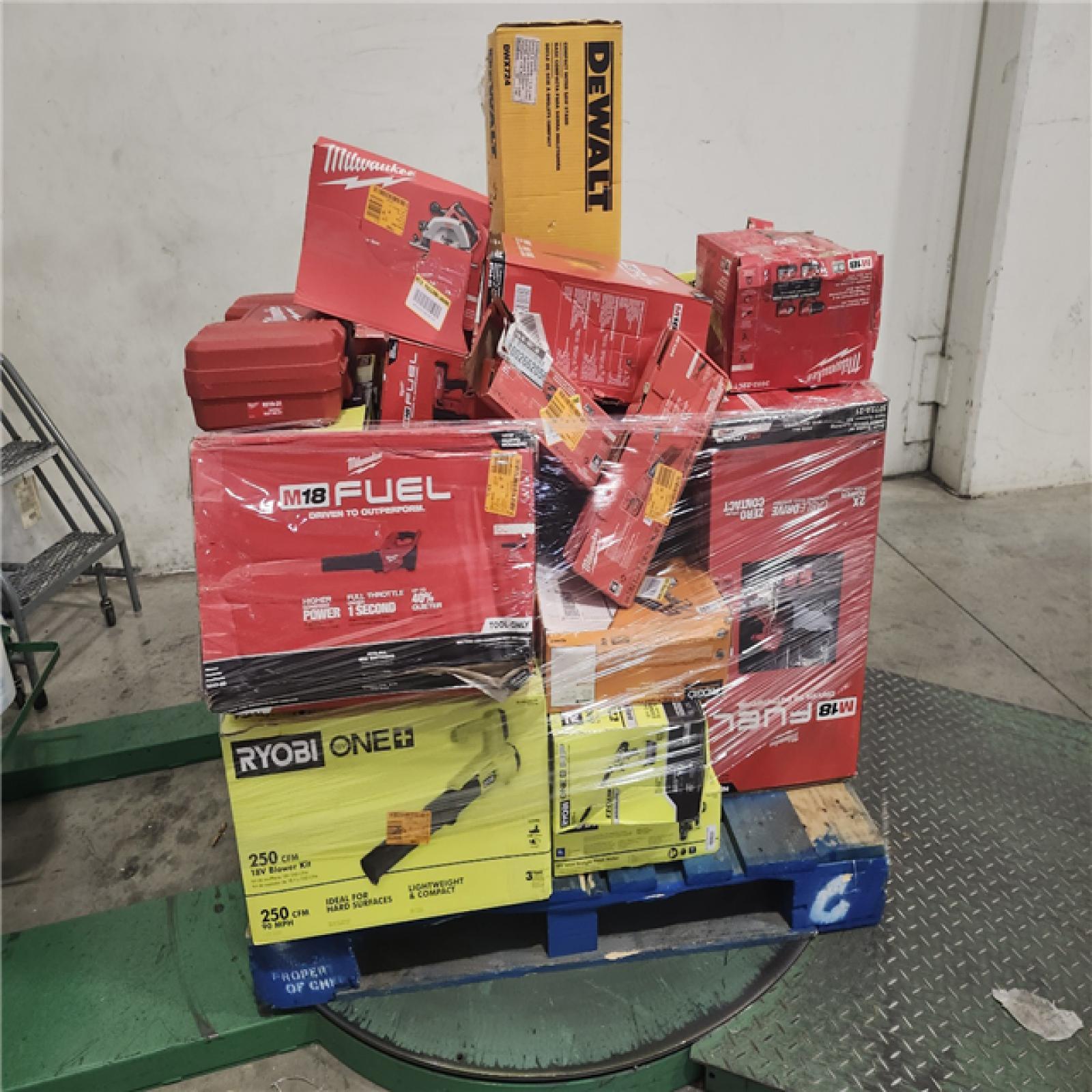 Dallas Location - As-Is Tool Pallet