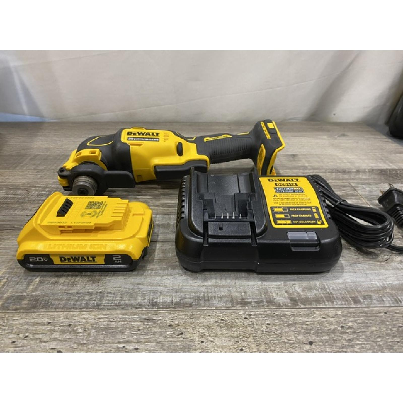 AS-IS DEWALT ATOMIC 20V MAX Cordless Brushless Oscillating Multi Tool Kit