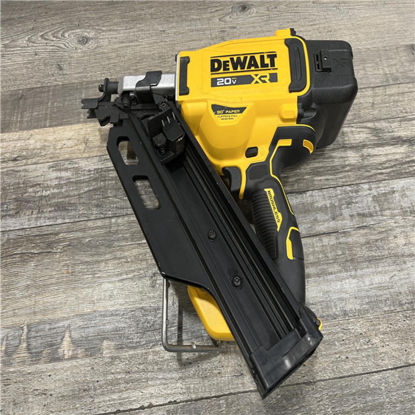 AS-IS DEWALT 20V 30 Degree Cordless Framing Nailer (Tool-Only)