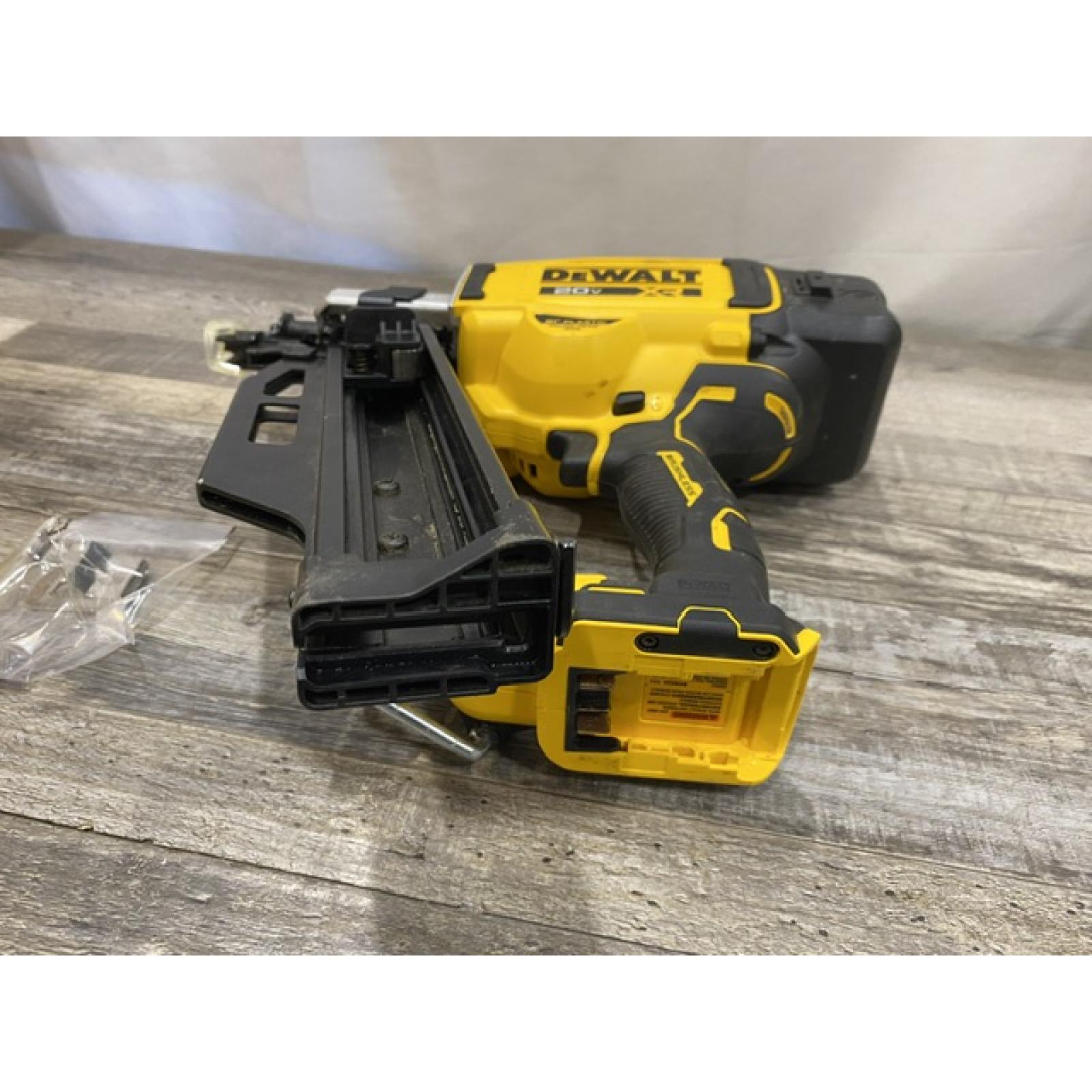 AS-IS DEWALT 20-Volt 21° Cordless Framing Nailer (Tool-Only)