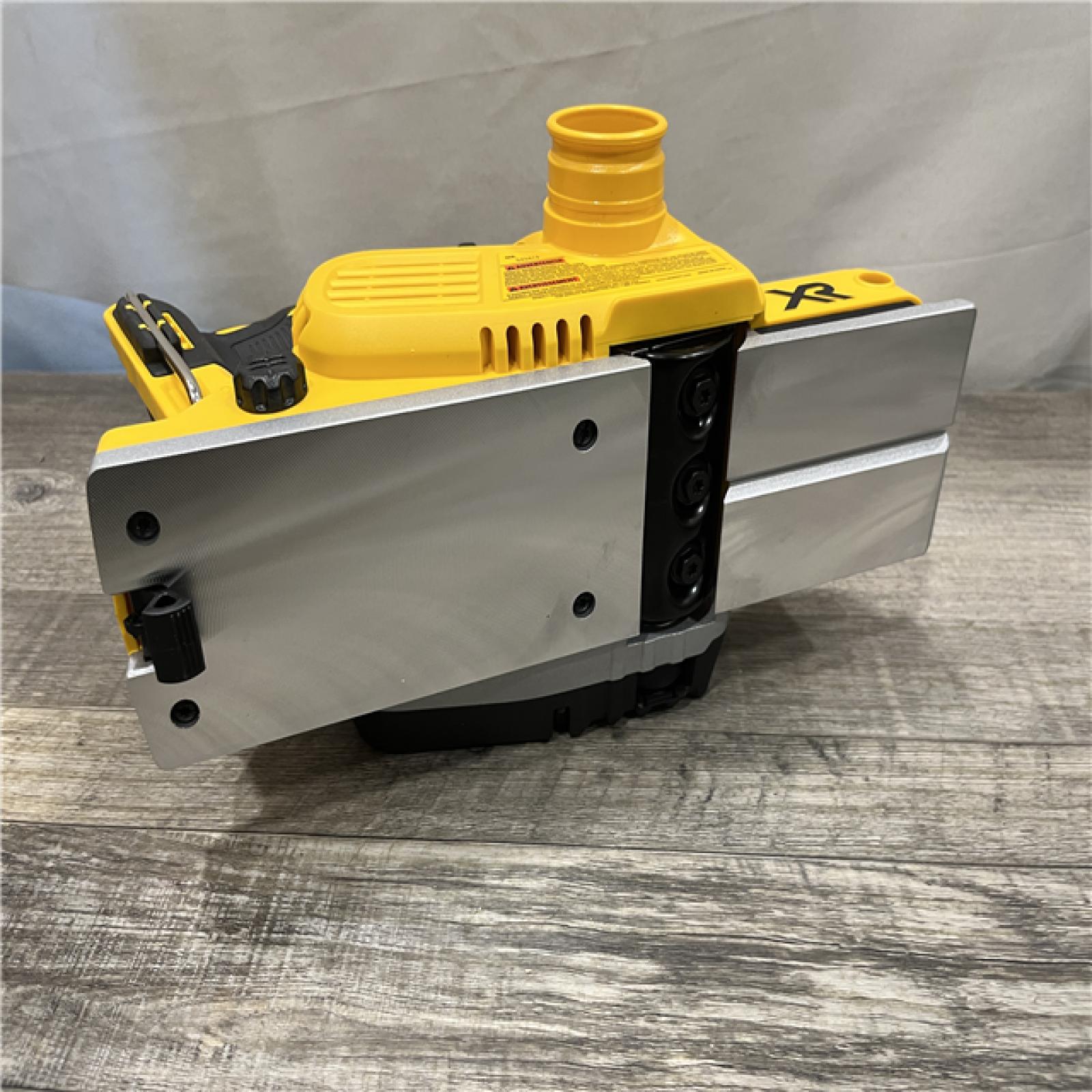 AS-IS DEWALT 20V MAX XR Cordless Brushless 3-1/4 in. Planer (Tool Only)