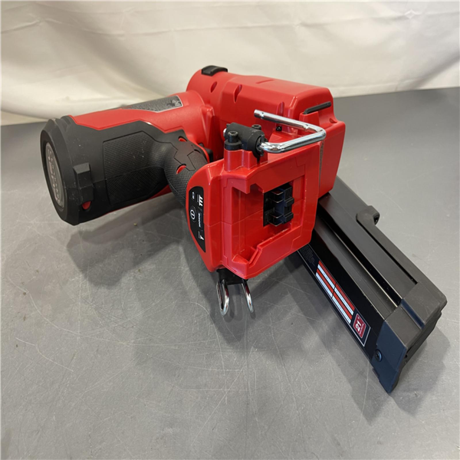AS-IS - Milwaukee M18 FUEL 3-1/2 in.18-Volt 21-Degree Lithium-Ion Brushless Cordless Framing Nailer