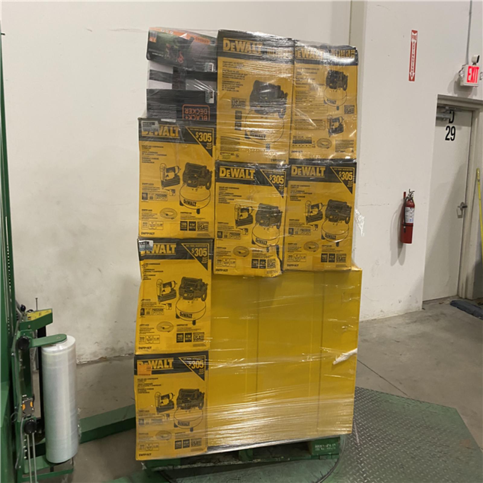 Dallas Location - As-Is DEWALT Tool Pallet