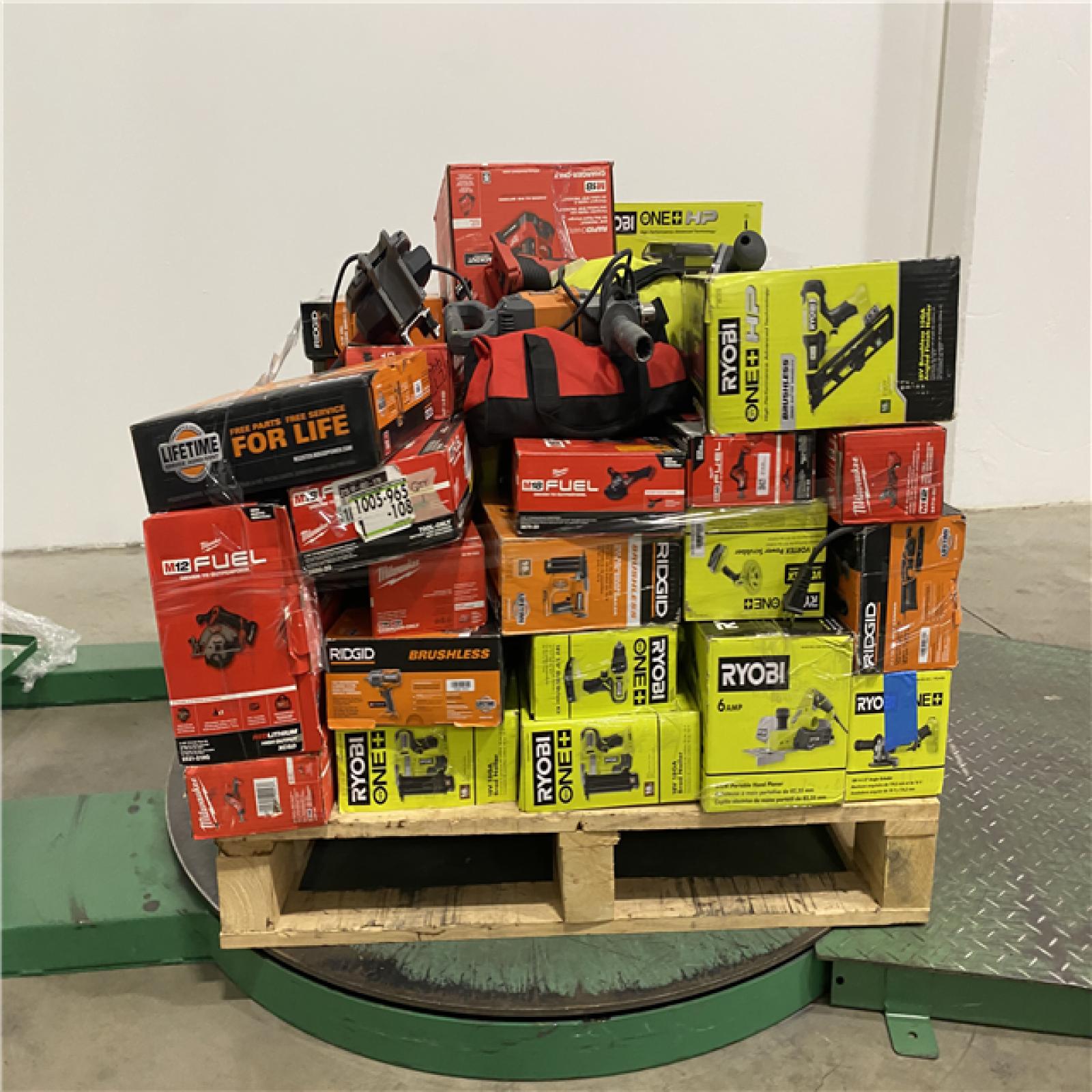 Dallas Location - As-Is Tool Pallet
