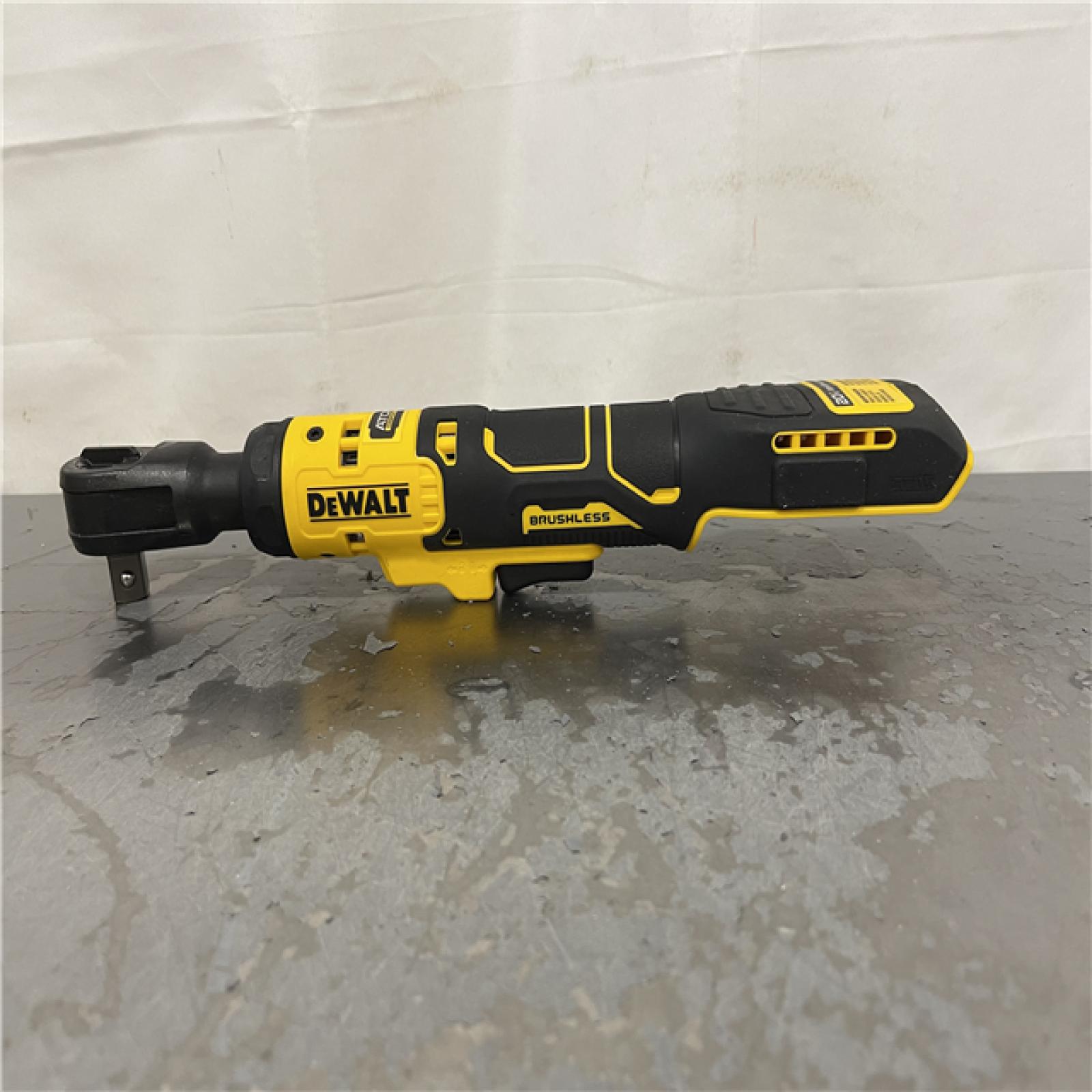 AS-IS- DeWalt ATOMIC 20V MAX Cordless 1/2 in. Ratchet (Tool Only)
