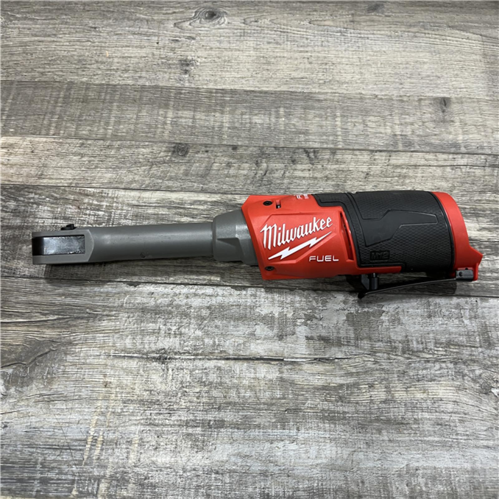AS-IS Milwaukee FUEL INSIDER 12V Lithium-Ion Brushless Cordless 1/4 in. - 3/8 in. Extended Reach Box Ratchet (Tool-Only)