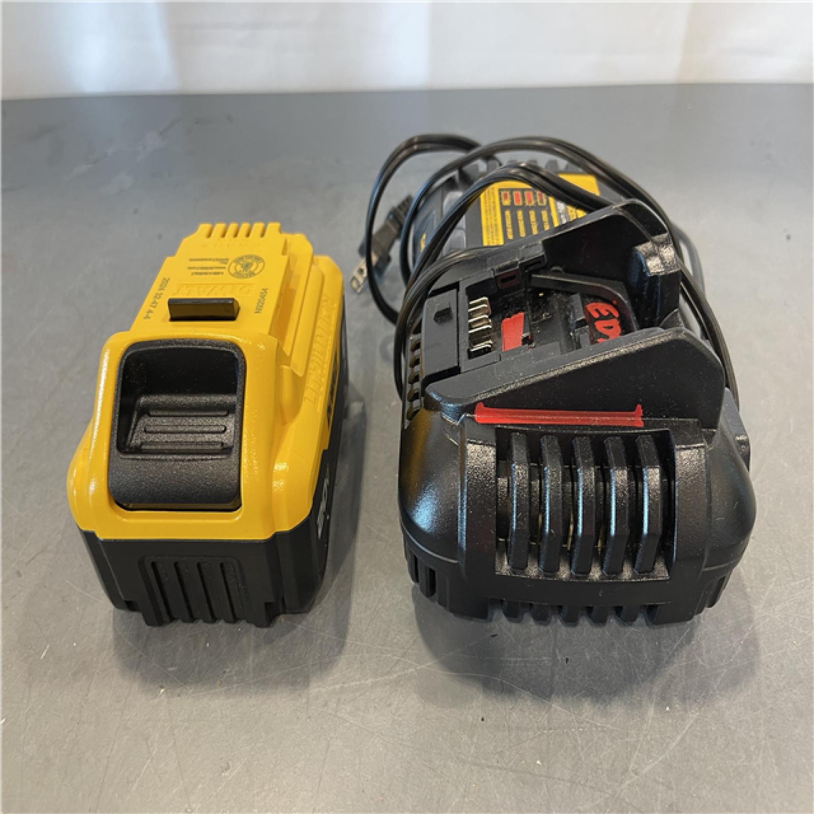 AS-IS - DEWALT 20V MAX Lithium-Ion 6.0Ah Battery w/ 6 Amp Output Charger