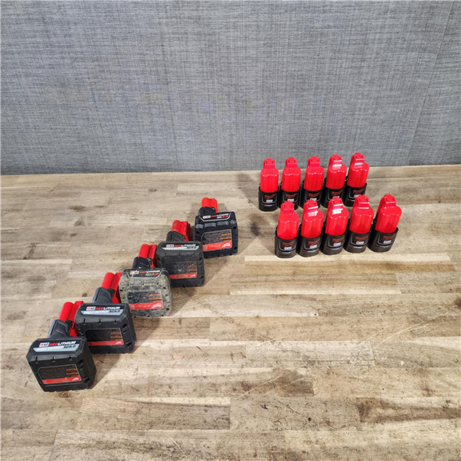 HOUSTON LOCATION - AS-IS MILWAUKEE BATTERY PACK QTY - 15