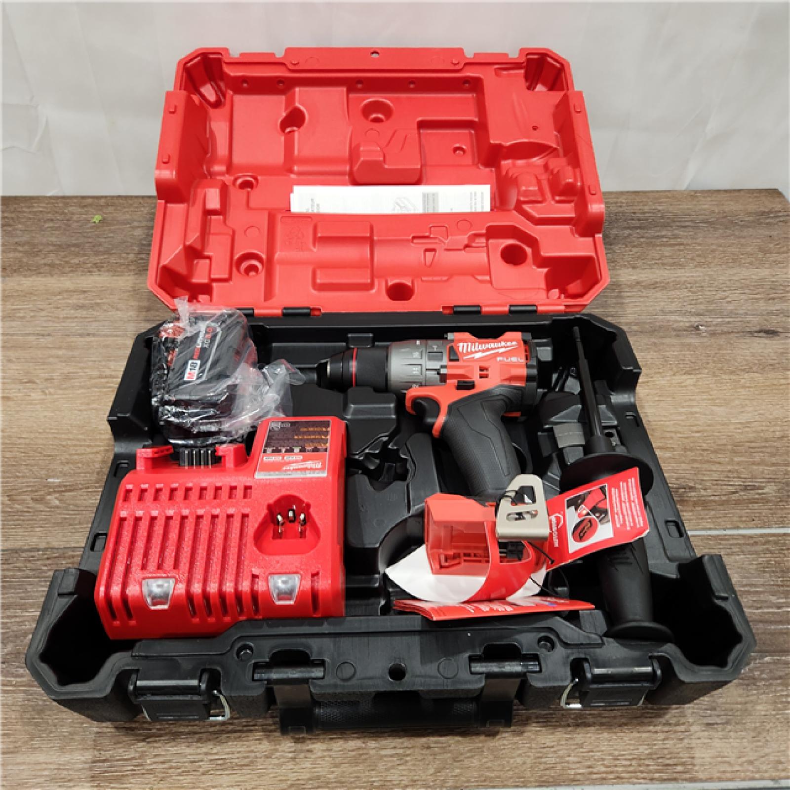 AS-IS Milwaukee 2904-22 Hammer Drill Driver Kit with Batteries  Charger & Tool Case  Red