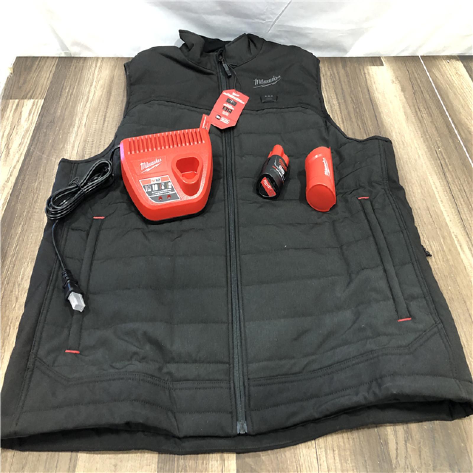 AS-IS Milwaukee Men's X-Large 12-Volt Lithium-Ion Cordless Axis Black Heated Vest Kit