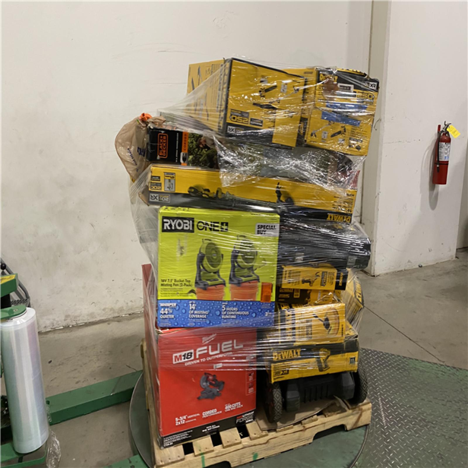 Dallas Location - As-Is Tool Pallet