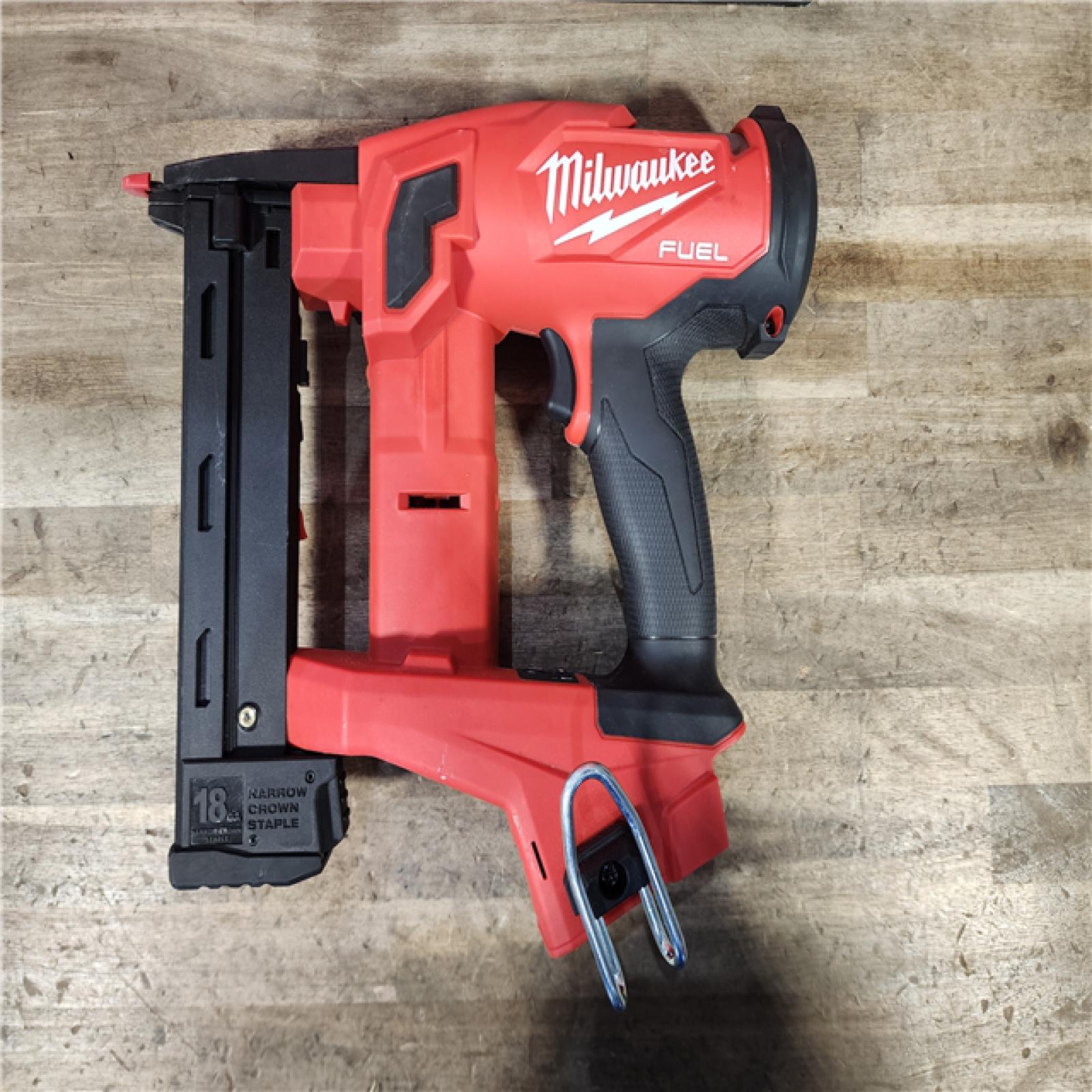 HOUSTON LOCATION - AS-IS MILWAUKEE FUEL 18V Cordless 18-Gauge 1/4 in. Narrow Crown Stapler (Tool-Only)