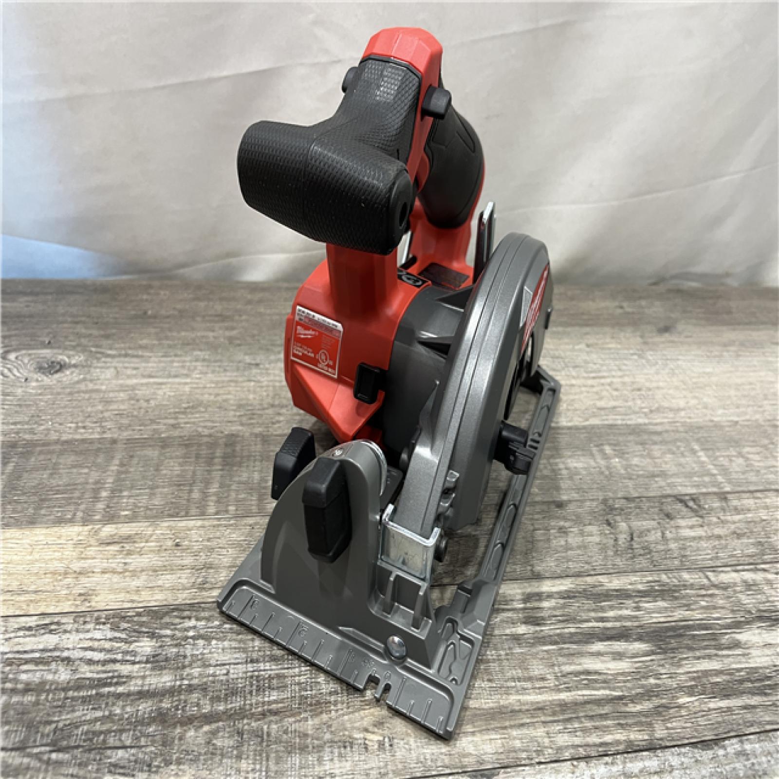 AS-IS Milwaukee FUEL 12V Lithium-Ion Brushless 5-3/8 in. Cordless Circular Saw (Tool-Only)
