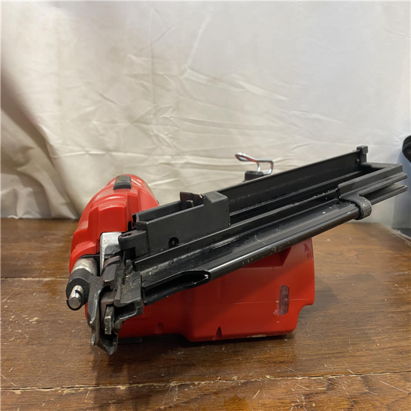 AS-IS Milwaukee 2744-20 M18 FUEL 3-1/2 in. 18-Volt 21-Degree Lithium-Ion Brushless Cordless Framing Nailer (Tool-Only)
