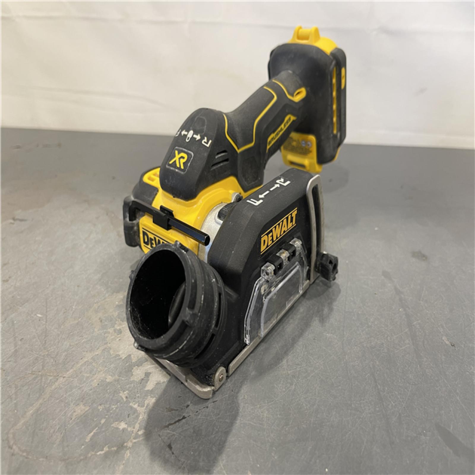 AS-IS - DeWalt 20V XR Cordless 3 in. Cut-Off Tool