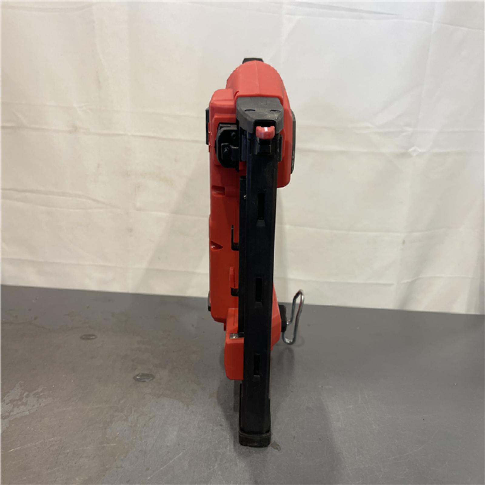 AS-IS- MILWAUKEE FUEL 18V Cordless 18-Gauge 1/4 in. Narrow Crown Stapler (Tool-Only)