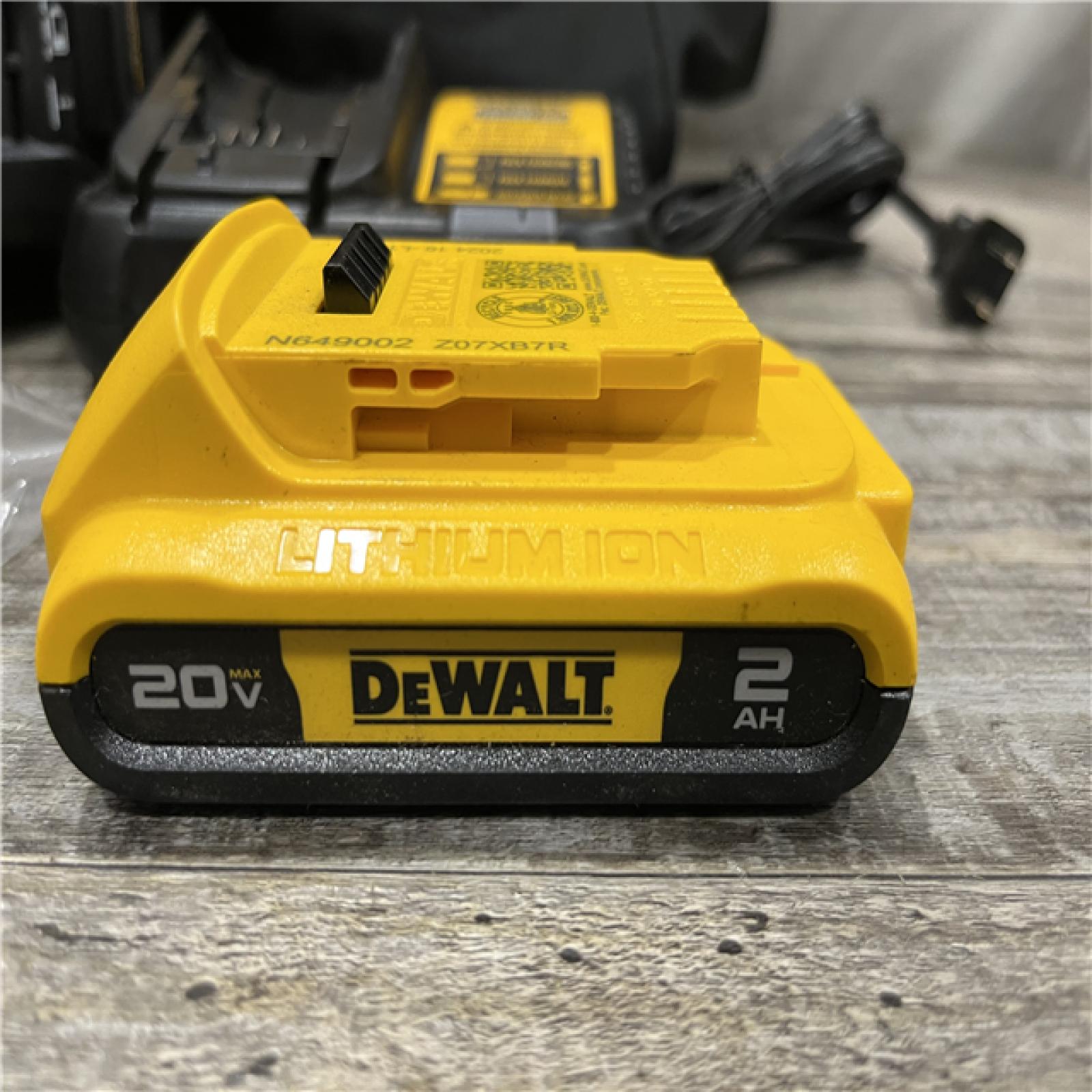 AS-IS DEWALT 20V MAX Lithium-Ion 15-Degree Electric Cordless Roofing Nailer Kit