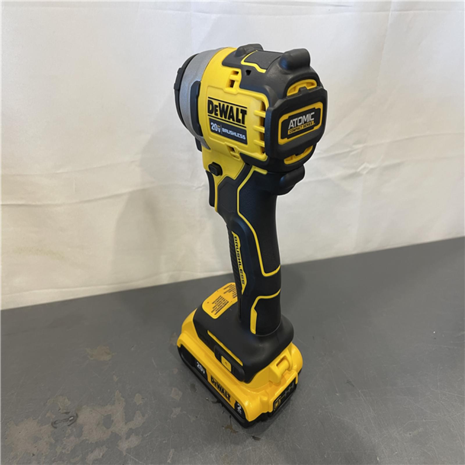 AS-IS - DEWALT ATOMIC 20V MAX* Brushless Cordless Compact 1/4 in. Impact Driver Kit