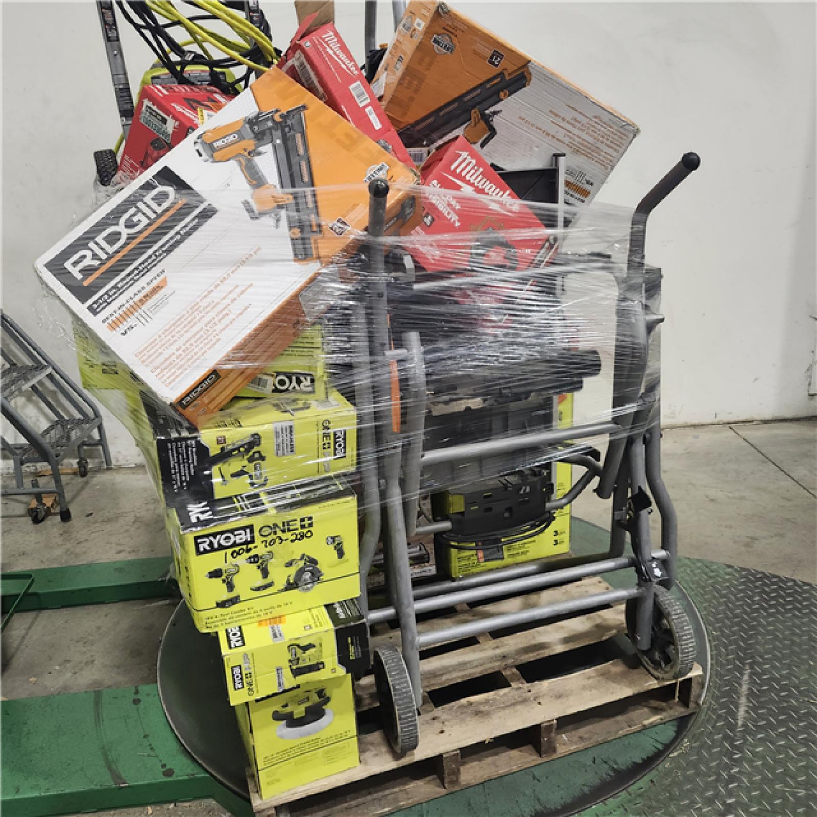 Dallas Location - As-Is Tool Pallet