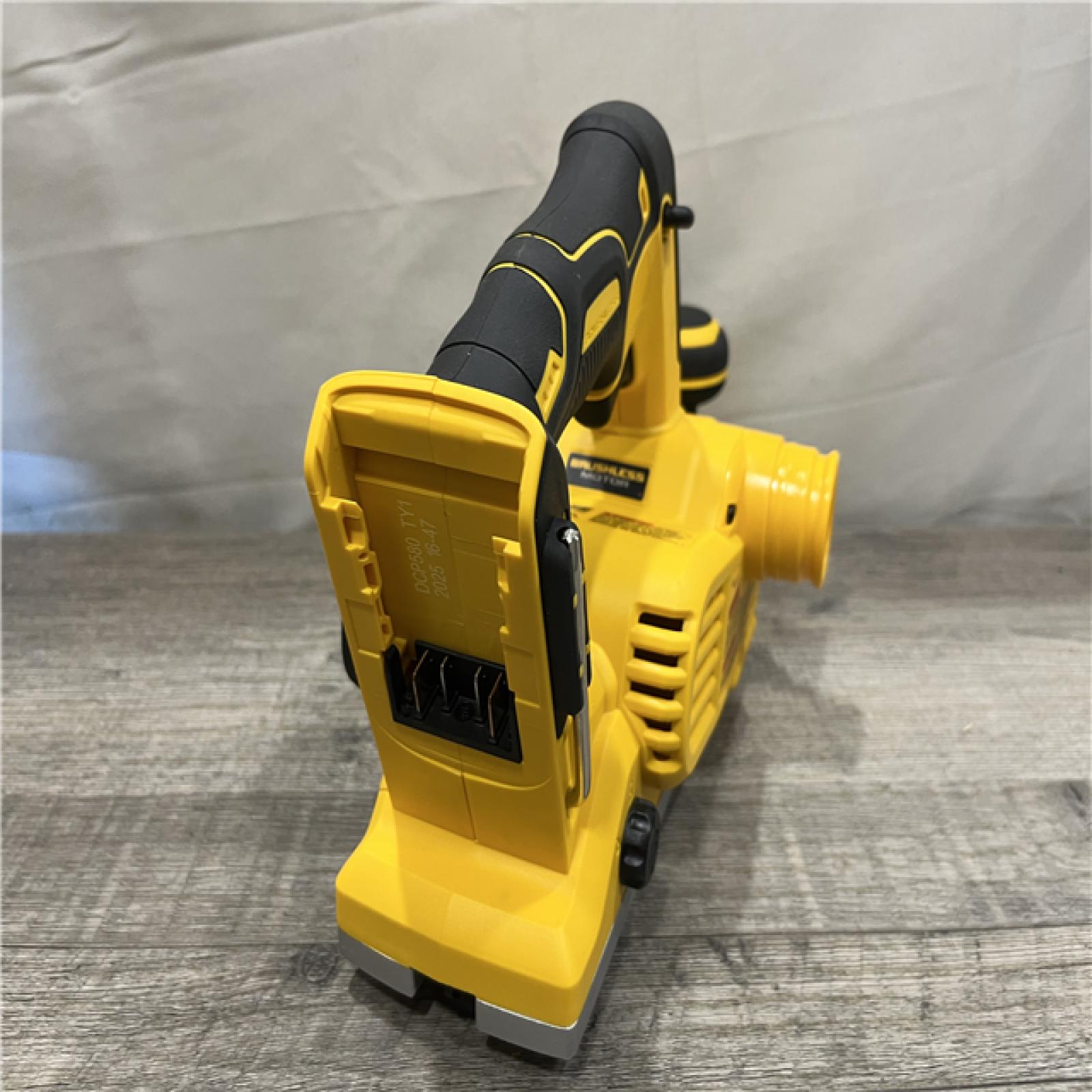 AS-IS DEWALT 20V MAX XR Cordless Brushless 3-1/4 in. Planer (Tool Only)